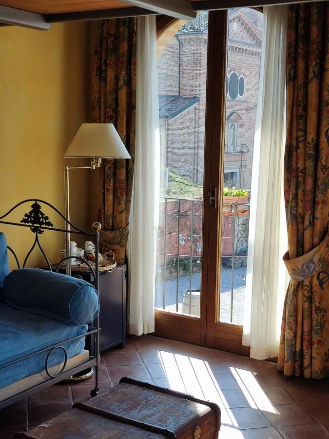 Foresteria Ristorante Conti Roero Monticello d'Alba 外观 照片