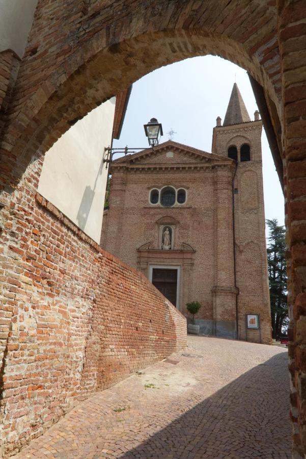 Foresteria Ristorante Conti Roero Monticello d'Alba 外观 照片